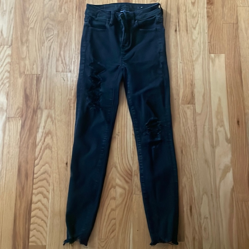 American Eagle destructed high rise jeggings . 00 short